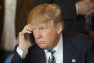 5 kỹ năng nghe điện thoại dân Telesales phải học của Donald Trump