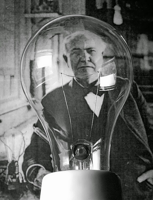 Câu chuyện thành công của Thomas Edison